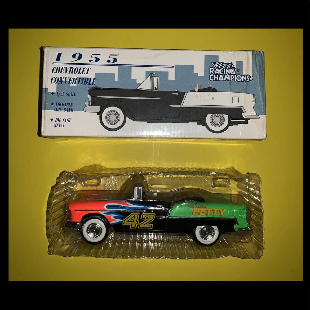 NOS Kyle Petty 1955 Chevy 1/25 Lockable Coin Bank